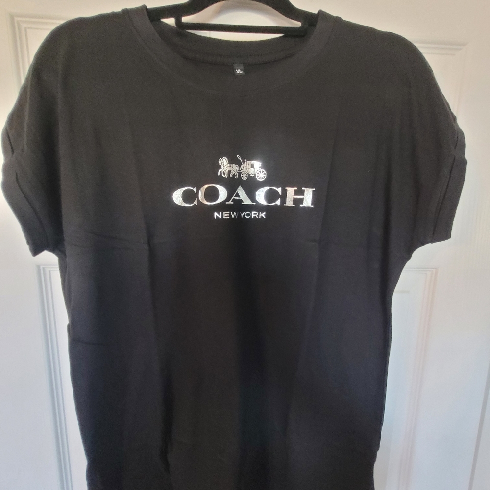 Coach tee shirt with cuffed short sleeves. Slim fit, XL, New